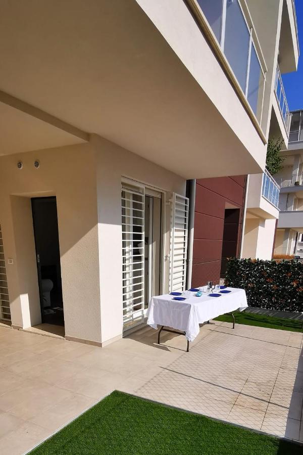Maisonette Modena Park Exterior photo